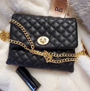 Black quilted beltbag crossbody bag convertible